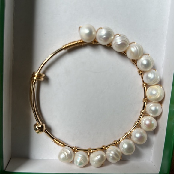 Handcrafted FAUX PEARL wired bracelet with adjustable band  one size handmade. - Picture 2 of 5